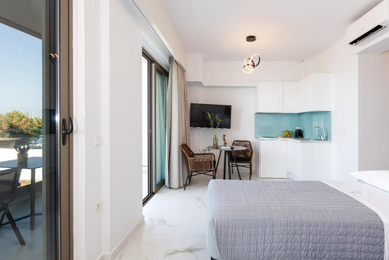 Deux Paradis, A Beachfront Retreat, By Thinkvilla Rethymno  Exterior photo